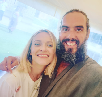 Fearne Cotton stops following Russell Brand on Instagram due to sex allegations.