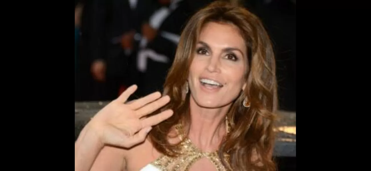 Oprah removes clip of Cindy Crawford from her show after Crawford claims she was treated as property.