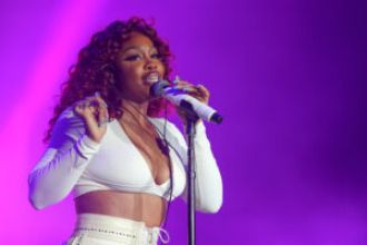 Sza questions the 'white acceptance' of the music industry and explains why she skipped the VMAs.