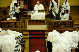 Yom Kippur 2023 is Sep 16-17; fast lasts 25 hours.