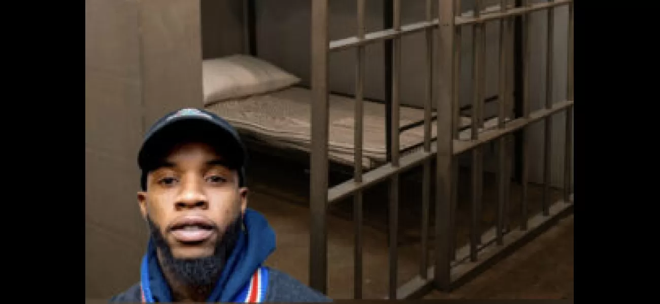 Tory Lanez prefers to spend time with other inmates while in prison rather than alone.