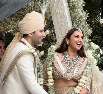 Parineeti and Raghav tied the knot in a traditional ceremony with close family and friends in attendance. 

Parineeti and Raghav married in a traditional ceremony surrounded by close family and friends.