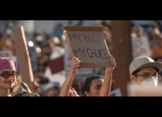 Nonprofit launches billboards in support of reproductive choice along I-55.