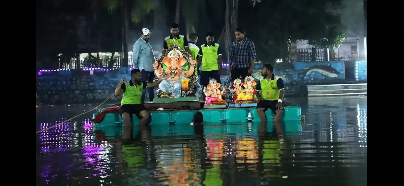 Fewer devotees immersing idols in artificial ponds in Navi Mumbai for Ganesh Visarjan 2023.