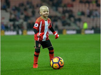 Man charged for mocking 6-year-old cancer patient during a football game.