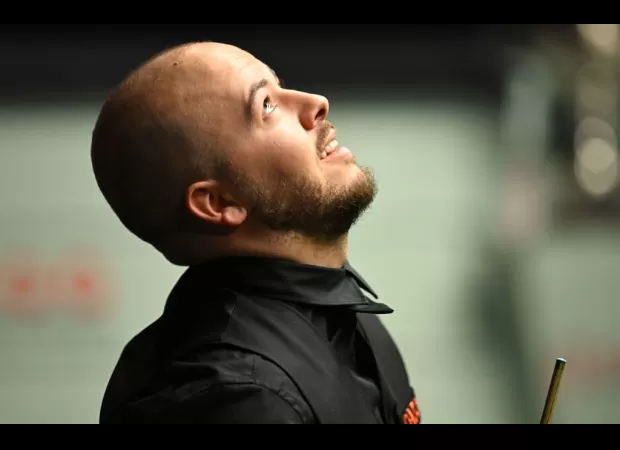 Luca Brecel reflects on the challenges and opportunities of being world champion: 