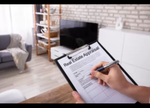 Woman sues NYC realtors for refusing to show her luxury apartments due to her race.