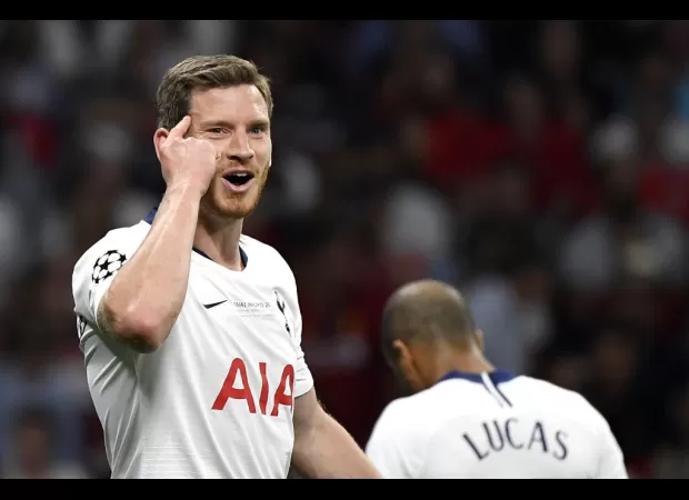 Former Spurs player wants 2019 UCL final to be replayed after Klopp's strong reaction to VAR decisions.