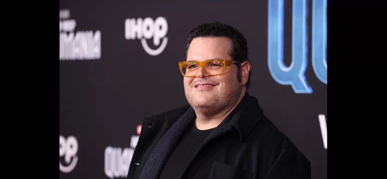 Josh Gad had to leave performance due to medical emergency.
