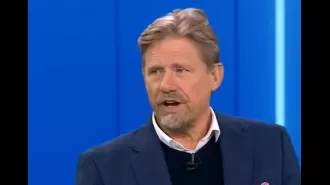 Peter Schmeichel criticizes Erik ten Hag for how he handled Scott McTominay's situation at Man United.