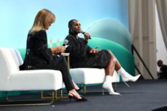 Moderator flubbed Issa Rae's name on panel but still got the business from CultureCon.