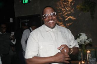Mase was held in his hotel by a large group of Bloods the night Biggie died.