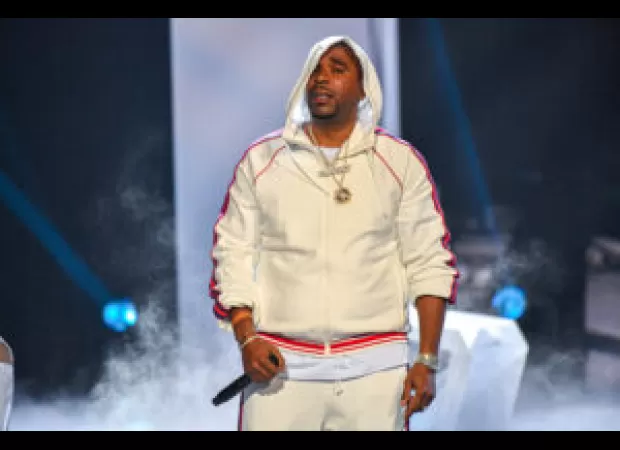 N.O.R.E hints at disapproval of Caresha's podcast win at BET Hip Hop Awards.