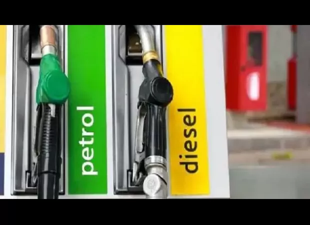 Petrol, diesel prices remain same on Oct. 12; check rates in major cities.