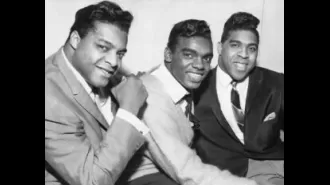 Rudolph Isley, co-founder of the legendary Isley Brothers, has died aged 84.
