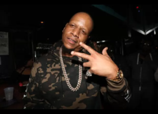 Kevin sells mansion after losing court battle for alimony payments.