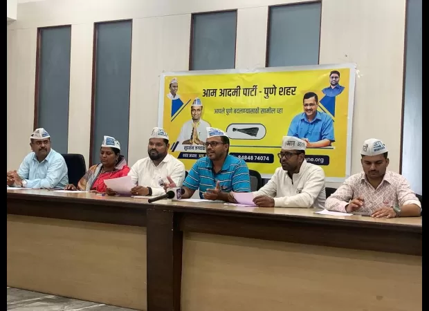 AAP launches 'Bus Mitra' to address traffic congestion in Pune.