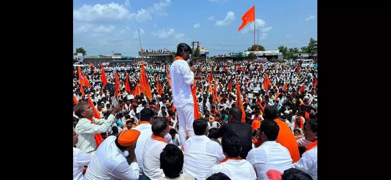 Jarange appeals for peaceful protest to continue in order to pressurize the govt. to give Marathas their quota.