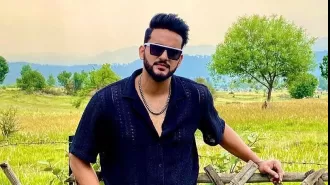 Abhishek Malhan, from Bigg Boss OTT 2, lost ₹1.5 lakh while travelling, saying he wanted to buy an iPhone.