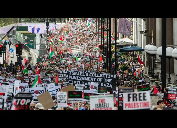 Quiz Met boss on police reaction to pro-Palestinian march events.