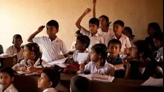 UP Govt. has issued notice to 9000 primary teachers for not attending school.