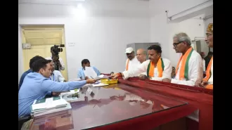 6 candidates have filed their nomination papers for election in Rewa, Madhya Pradesh.