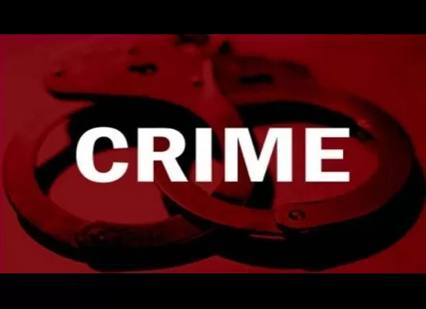 Man assaulted by former employer due to business rivalry in Mumbai.