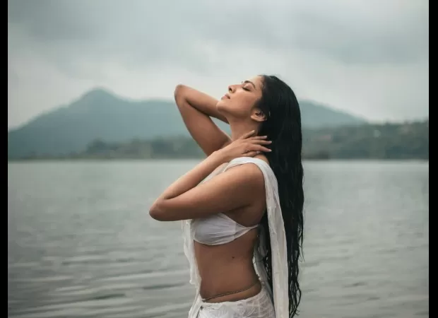 Malavika Mohanan's saree photos spark a frenzy online.