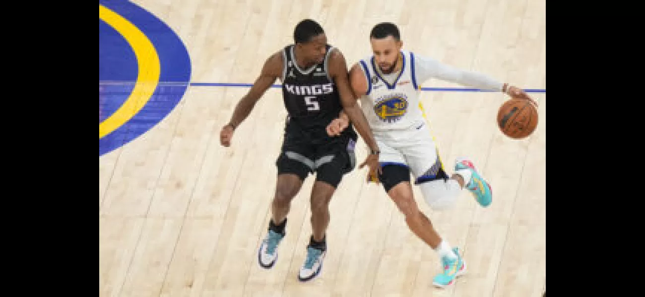 De'Aaron Fox has become the first NBA player to sign with Steph Curry's athletic brand.