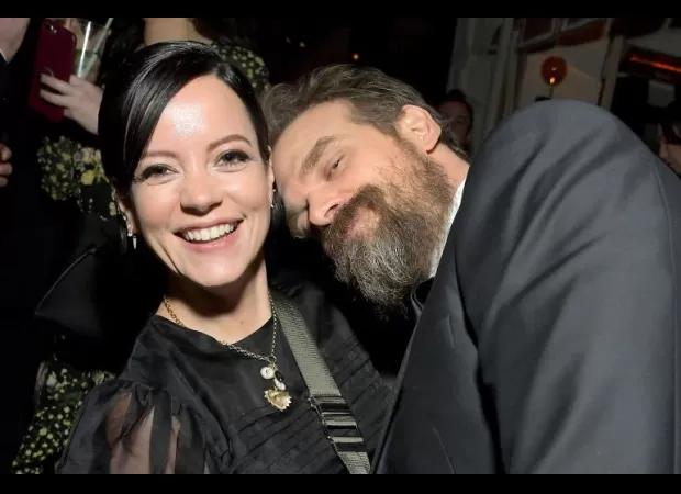 Lily Allen has ended her online connection with her husband, David Harbour.