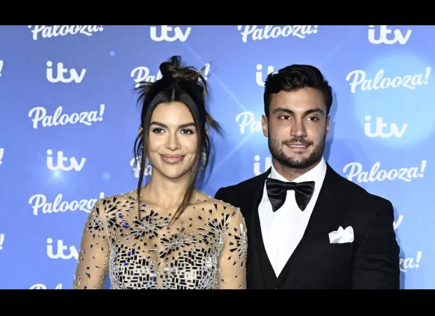 Davide confuses everyone with news that Ekin-Su and Cülcüloglu have separated.