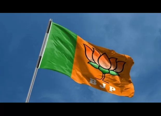 Rajiv Yadav in Madhya Pradesh leads rally, possibly running as an independent candidate against BJP.