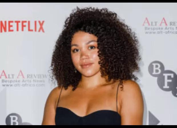 The actress revealed there is a lack of support after having psychotic breaks.