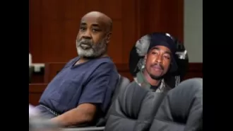 Duane Davis' lawyer withdraws before he appears in court for the Tupac Shakur case.