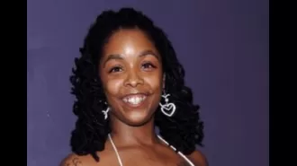 Khia faces backlash after charging a fan $10 for a selfie at a gas station.