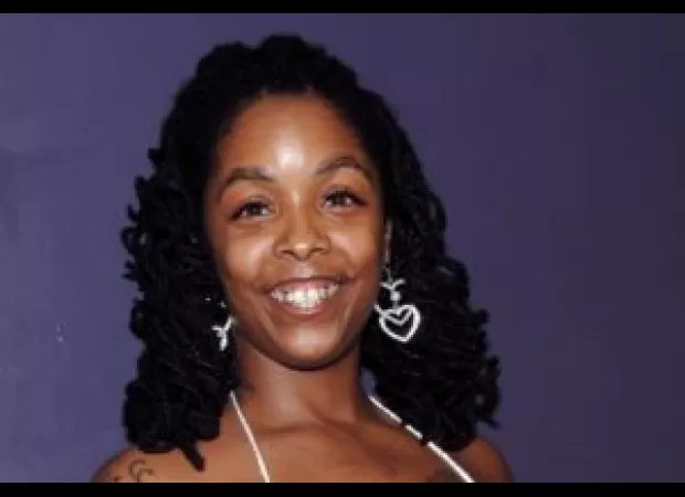 Khia faces backlash after charging a fan $10 for a selfie at a gas station.