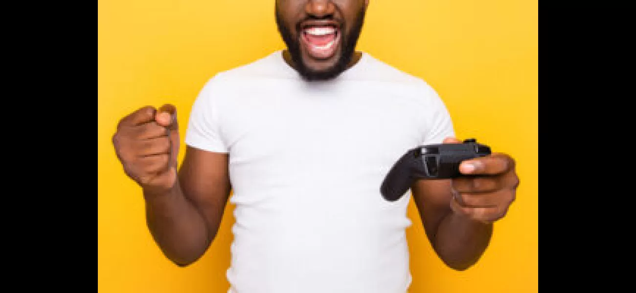 Detroit entrepreneur used his passion for video games to create a successful mobile business and now he's showing young people how to do the same.
