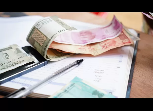 Gov't emps in class 3 cited as major source of corruption by Anti-Corr Bureau, reports Thane News.