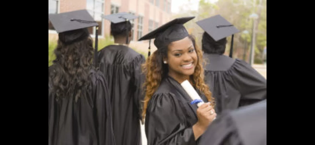 22-year-old Black woman received $2M in scholarships and is now helping others learn how she achieved it.