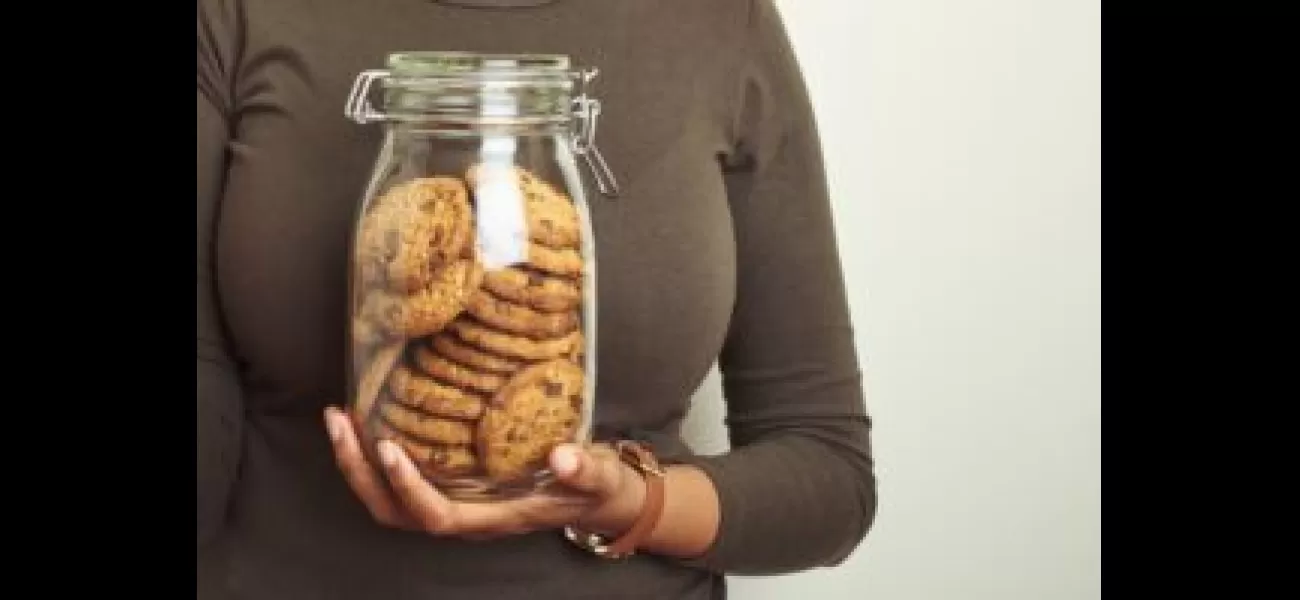 Black doctor left healthcare to bake Oprah Winfrey's favorite cookies.