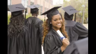 22-year-old Black woman received $2M in scholarships and is now helping others learn how she achieved it.
