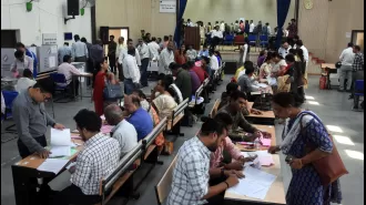 Postal voting for 5 days begins in Bhopal for those who can't go to polling booths.