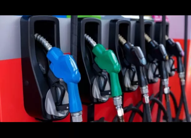 Petrol, Diesel prices stayed the same on Nov 7; check rates for Mumbai, Delhi, Chennai & other cities.