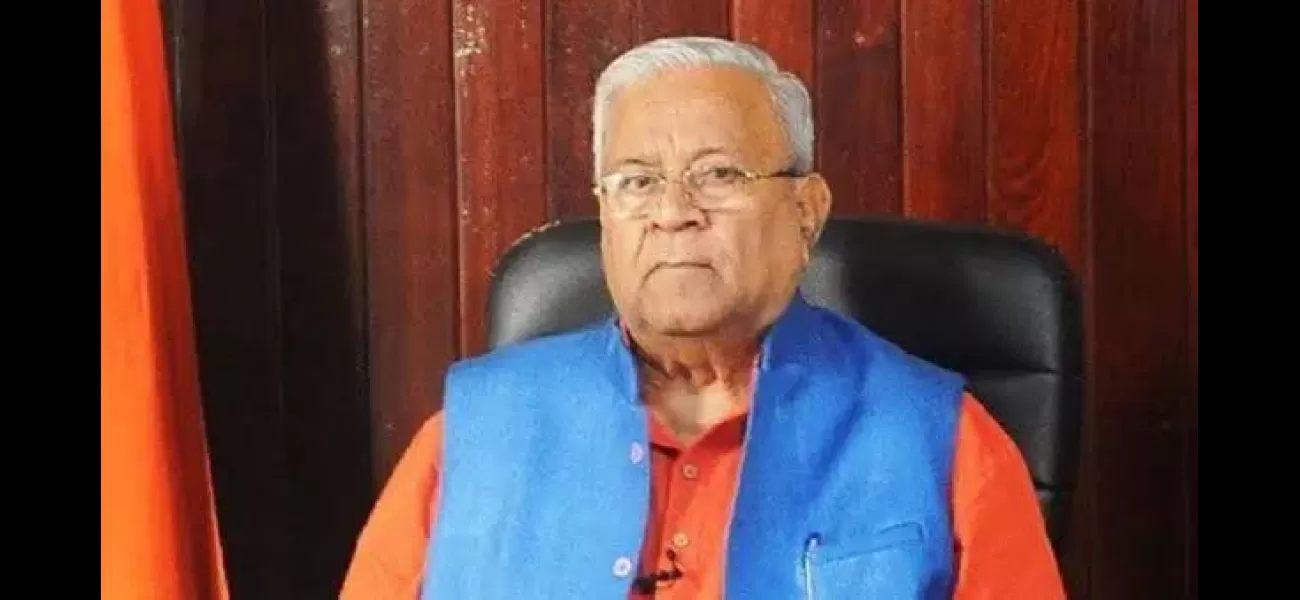 Veteran BJP leader Padmanabha Acharya has passed away in Mumbai.