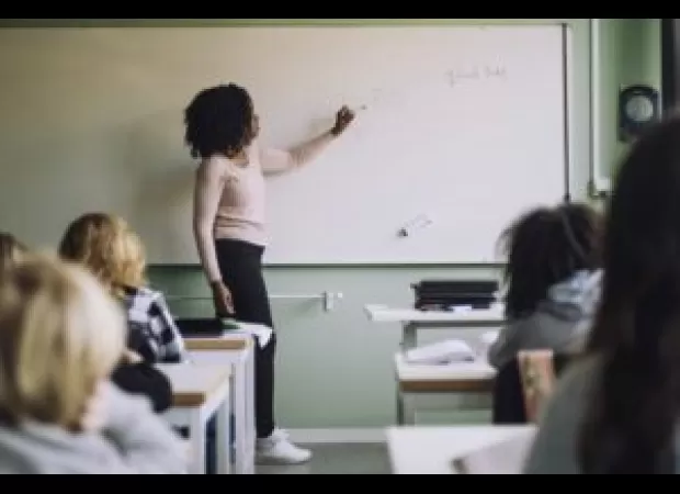 Alabama teacher awarded $1K grant by Alpha Kappa Alpha Sorority to support their work in education.