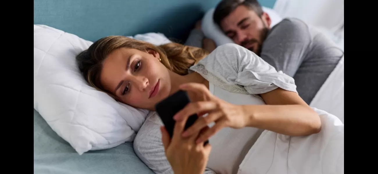 Fiancé cancels wedding after discovering AI conversations with explicit content.