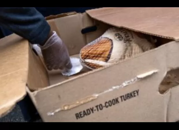 Orlando Black men organized to provide Thanksgiving meals to hundreds of people in need.