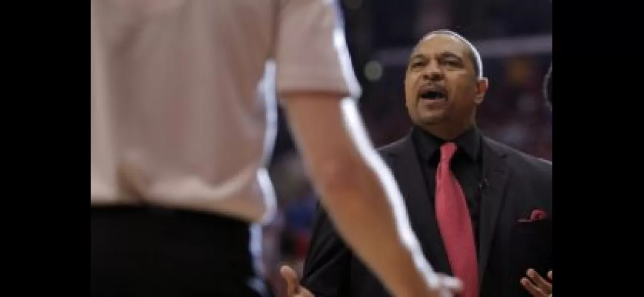 Mark Jackson let go as commentator after Knicks prohibit him from team plane.
