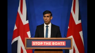 Should Rishi Sunak continue with his proposed plan for Rwanda?