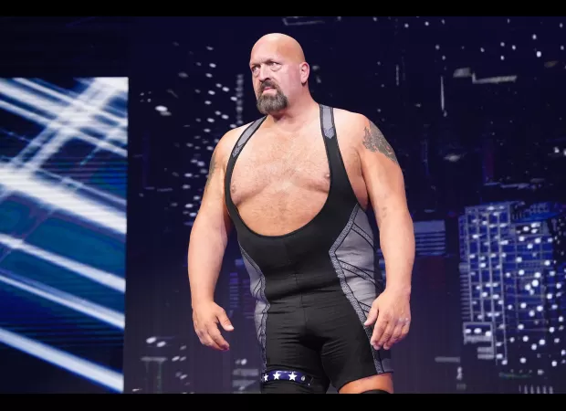 Big Show crashed into a car, leaving fans worried for the future of wrestling.